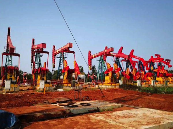 四象限变频器在油田上的利用